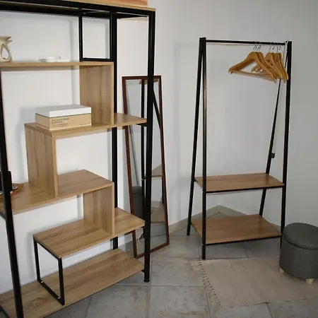 Dialguer: A Due Passi Dal Mare * ألغيرو