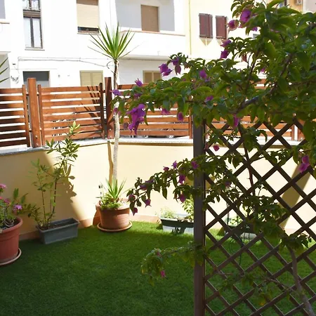 Dialguer: A Due Passi Dal Mare Apartment