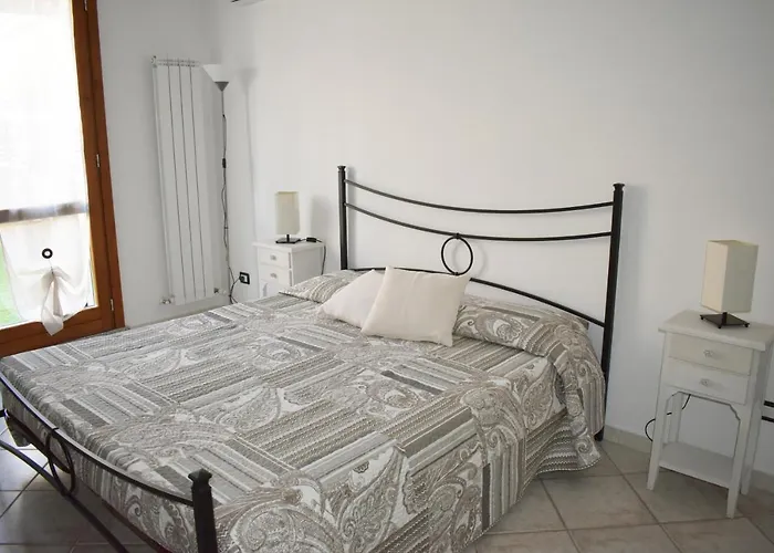 Dialguer: A Due Passi Dal Mare *